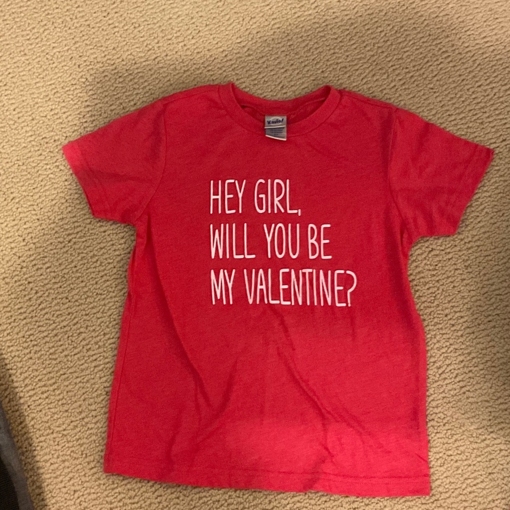 Kavio Red Valentine's Kids Tee size 4T